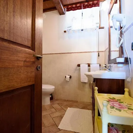 Gosparini Sleeps 10 Pool Wifi Semesterbostad